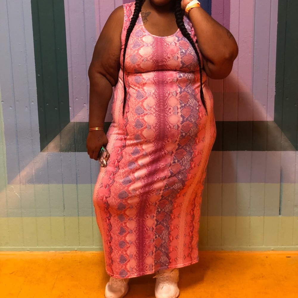 Women’s plus size maxi dress